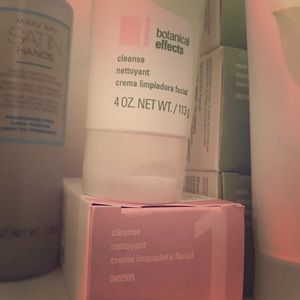 MARY KAY Botanical Cleanser